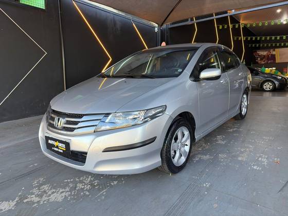 HONDA CITY 1.5 DX 16V FLEX 4P MANUAL HONDA CITY 1.5 DX 16V FLEX 4P MANUAL